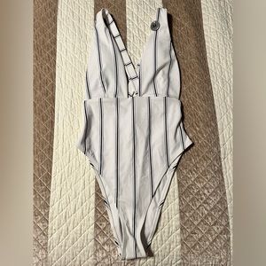 NEW with Tags Forever 21 Womens One Piece Bathing Suit - Perfect for Summer